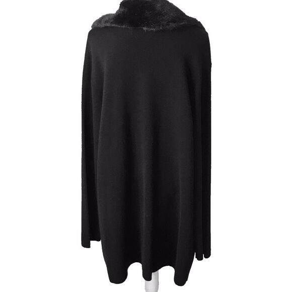 NWT Kasper Woman's Black Knit Sweater w/Removable Faux Fur Collar Size 3X - Picture 3 of 16